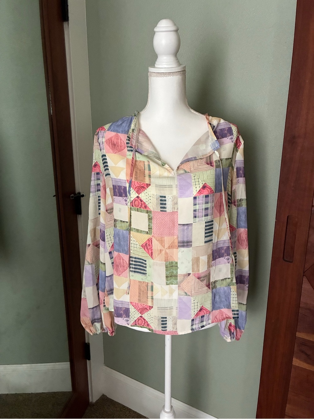 Patchwork blouse - Picture 2 of 9